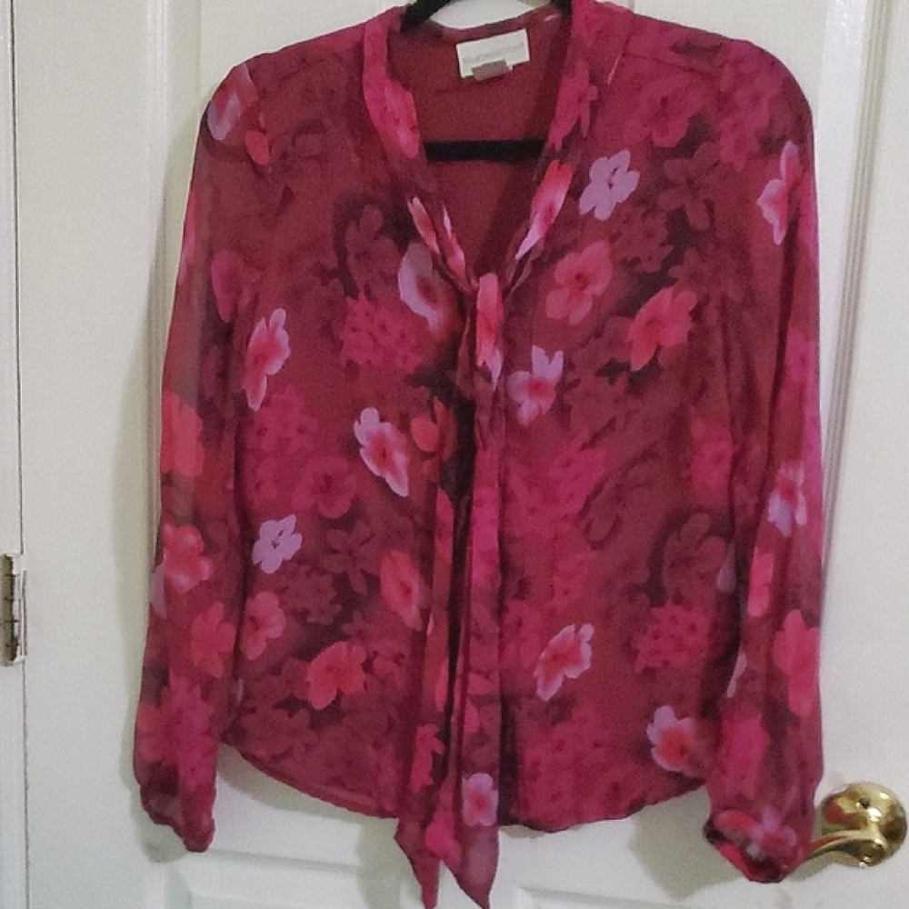 Worthington Fuchsia Floral Chiffon Chic Career Office Pintuck Buttoned Silk Top